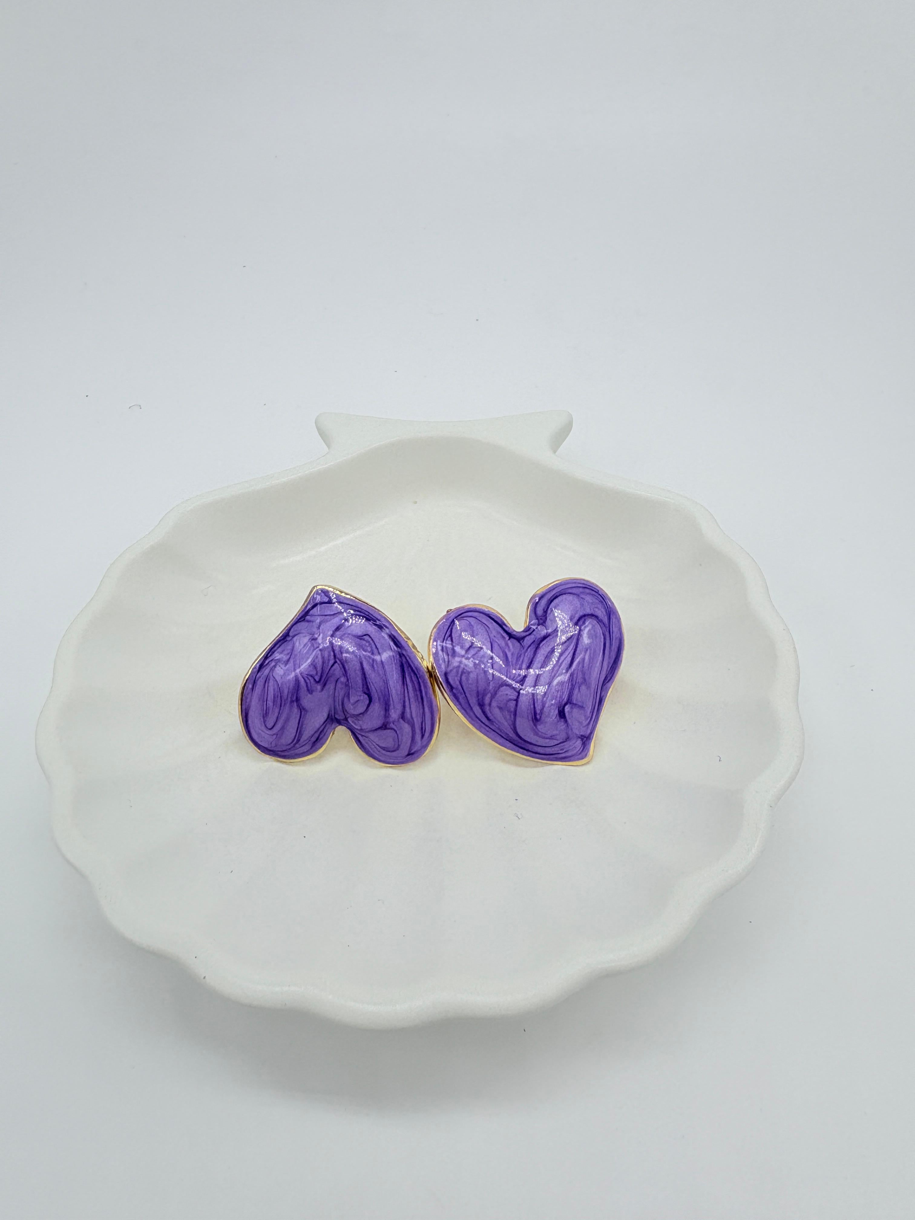 HEART SHAPED EARRING